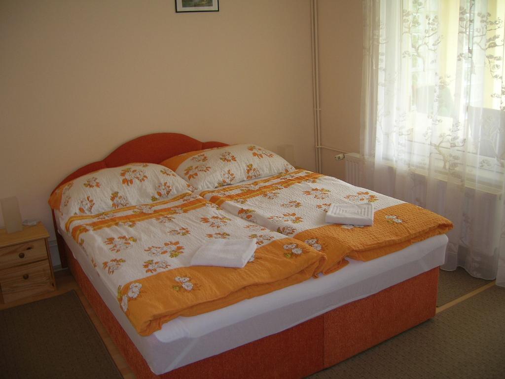 Margitapartman Bük Habitación foto
